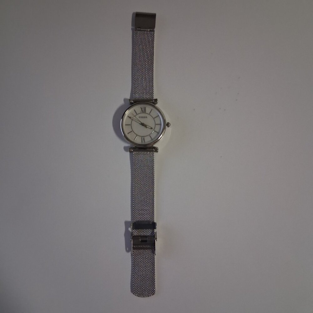 Fossil Women's Carlie Quartz Stainless Steel Mesh Three-Hand Watch, Silver